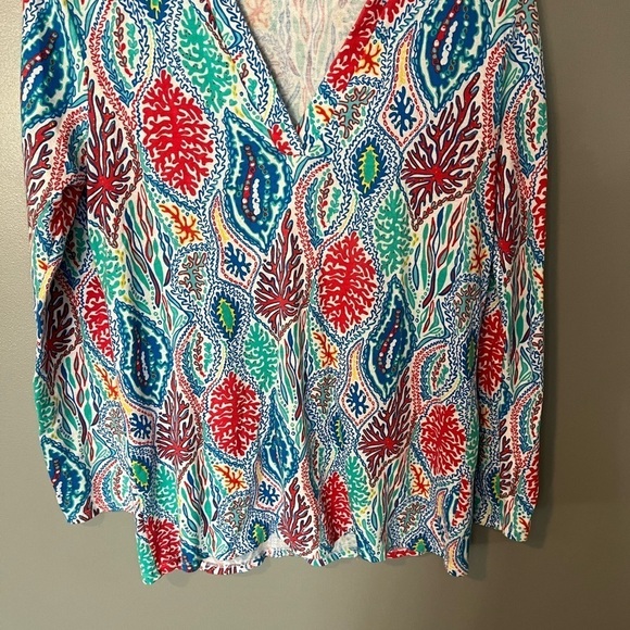 Lilly Pulitzer Odette Tunic Let Minnow - Picture 5 of 11